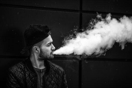 e cigi bolt komárno – széles kínálat és kedvező árak a helyi vape szaküzletben