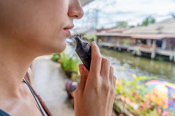 elektromos cigaretta töltő t200 részletes teszt és vásárlási útmutató a gyors töltéshez