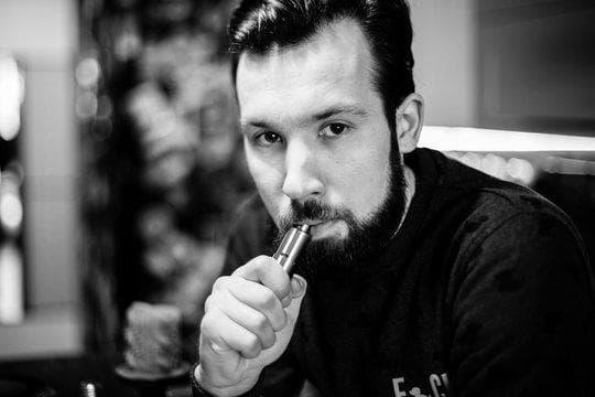 Valóban e cigi káros? Friss kutatások, egészségügyi kockázatok és gyakorlati tanácsok