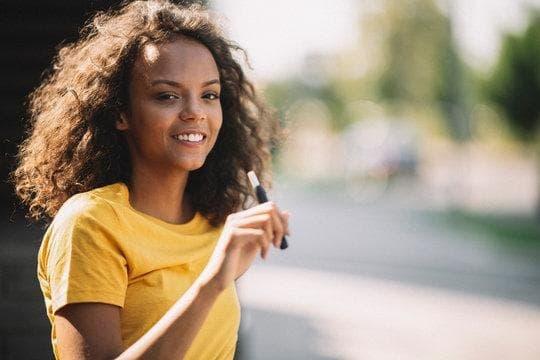 Biztonságos elektromos cigaretta akkumulátor töltése lépésről lépésre a hosszabb élettartamért