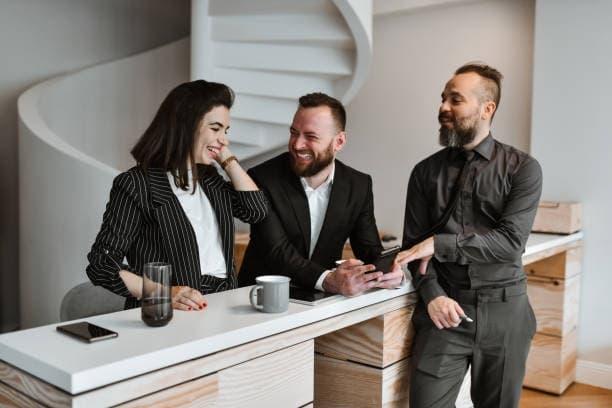 Cigaretta, dohányzás és egészségügyi kockázatok, leszokási stratégiák és jogi változások Magyarországon